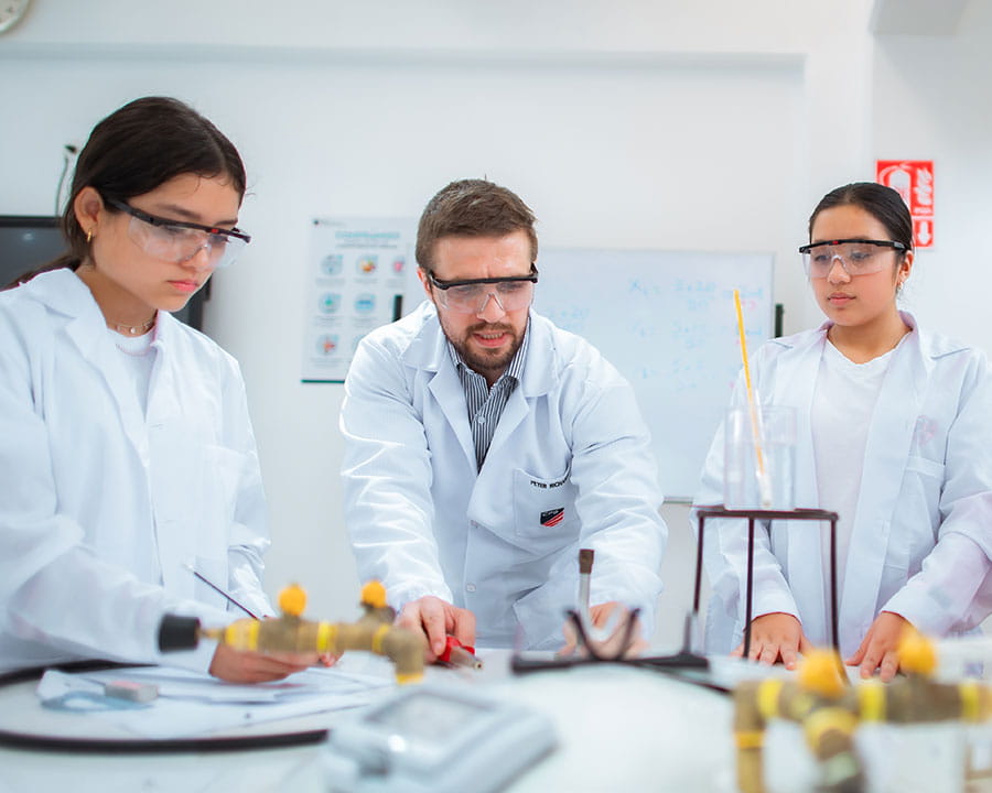 Students in the science lab