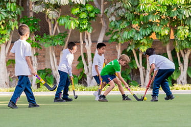 Colegio Peruano Británico - Visual Time Line Tabs