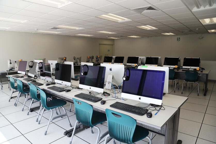 Campus | Colegio Peruano Británico | Nord Anglia - 08 - Carousel Default