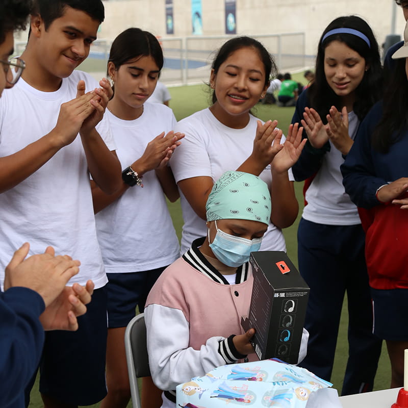 Como la proyeccion social ayuda - Como la proyeccion social ayuda