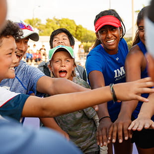 Outstanding Experiences | Colegio Peruano Británico - 07 - Partnership Logo